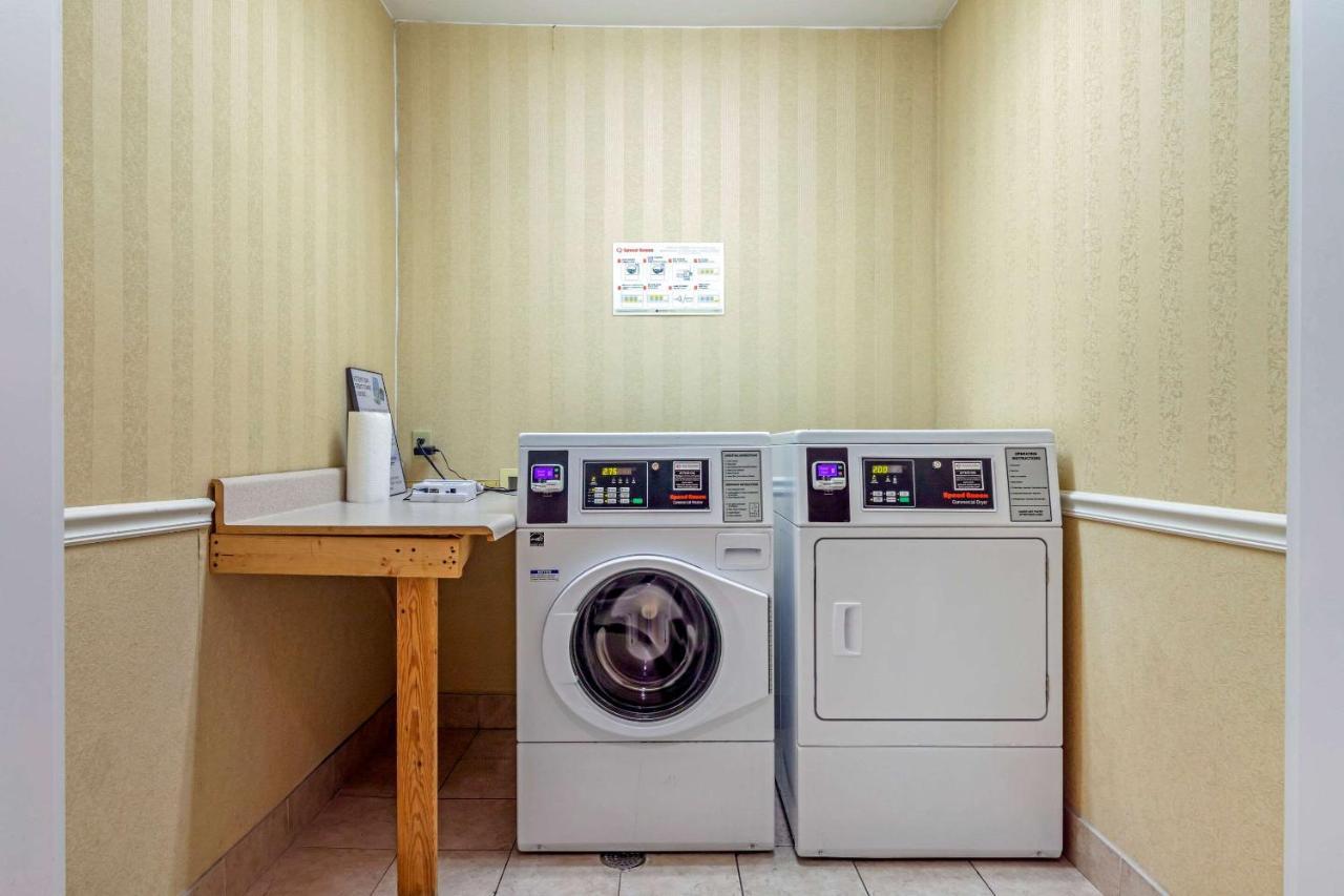 Comfort Suites Savannah North Порт-Вентворт Екстер'єр фото