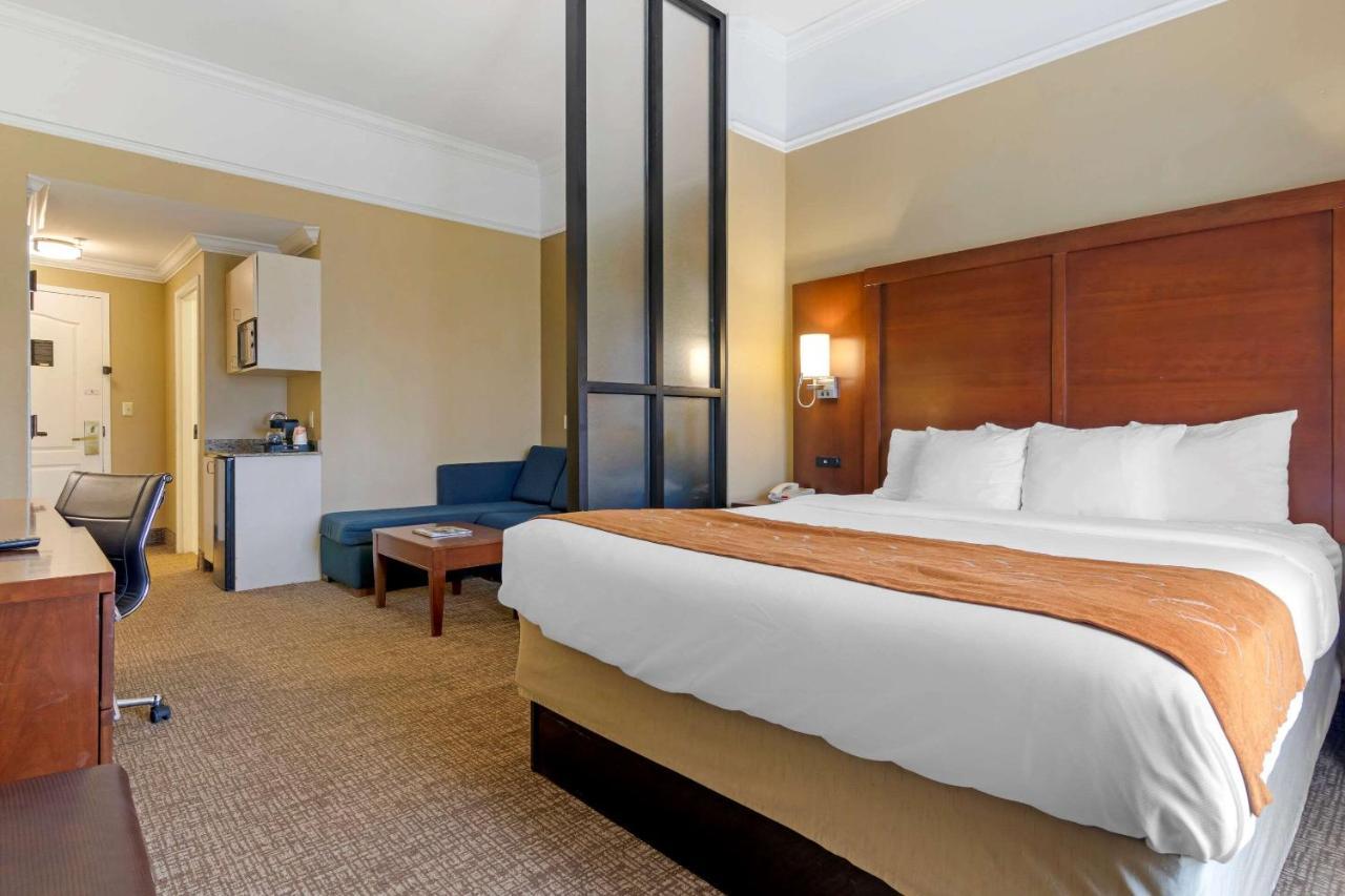 Comfort Suites Savannah North Порт-Вентворт Екстер'єр фото