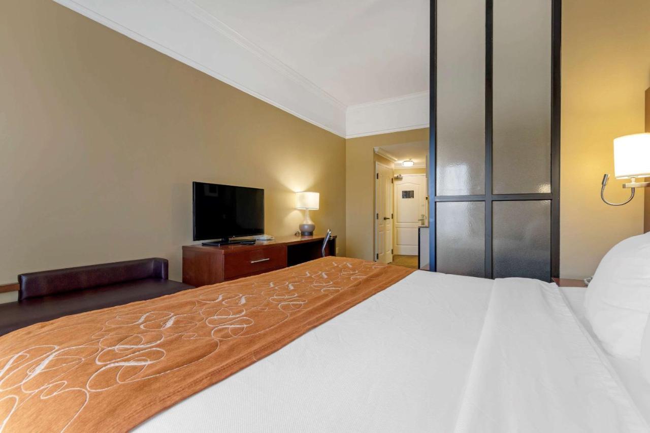Comfort Suites Savannah North Порт-Вентворт Екстер'єр фото
