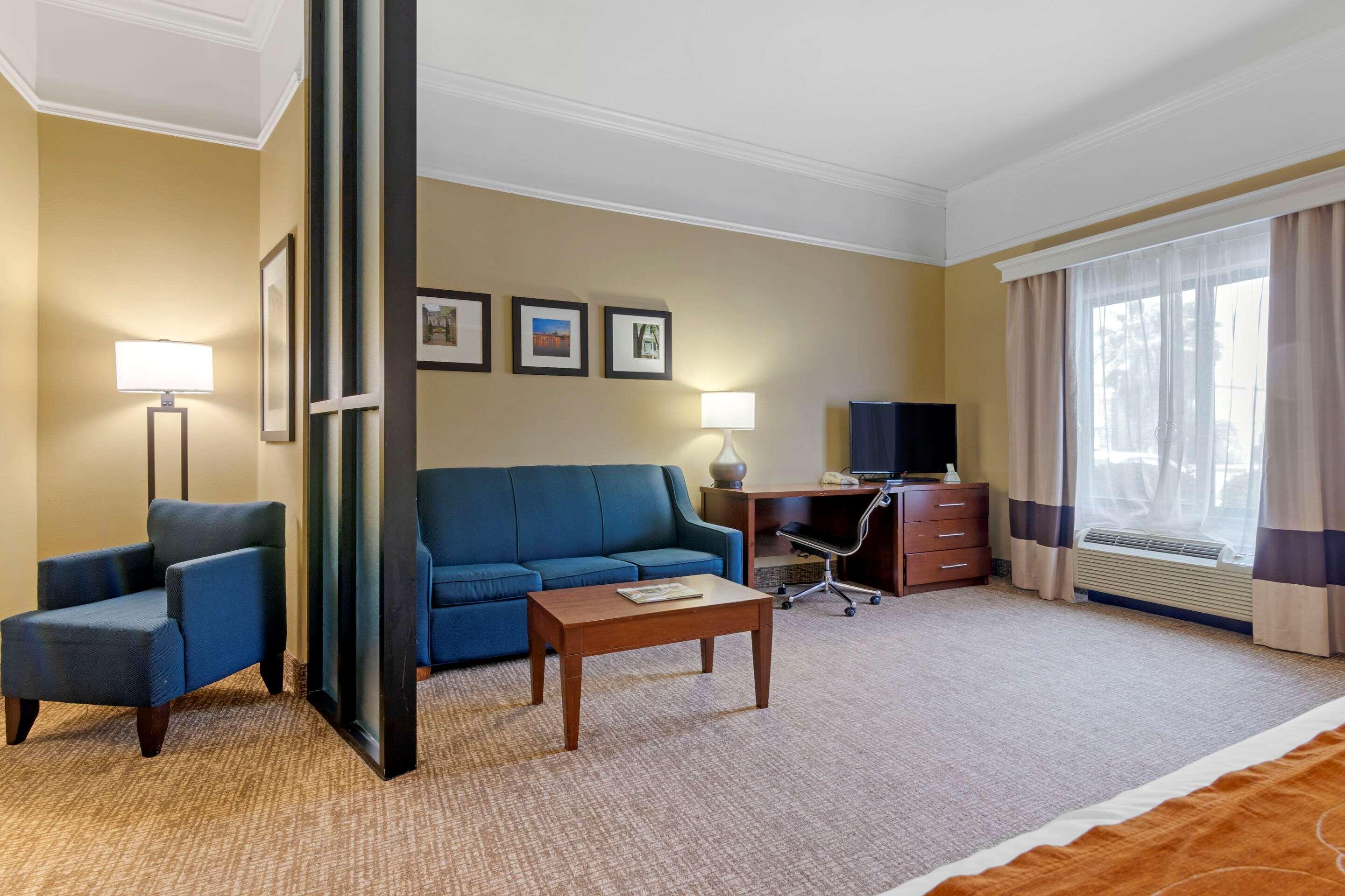 Comfort Suites Savannah North Порт-Вентворт Екстер'єр фото
