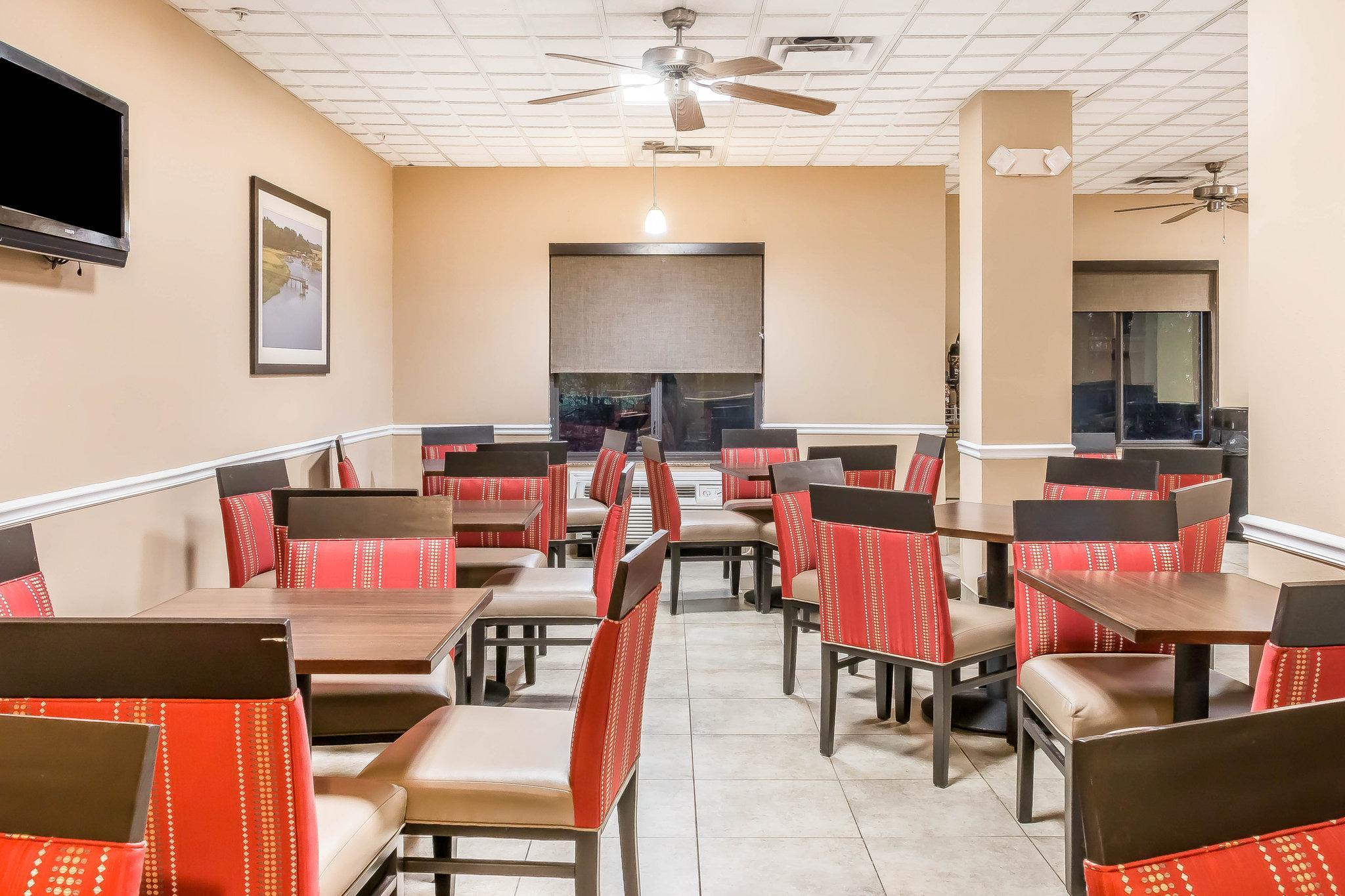 Comfort Suites Savannah North Порт-Вентворт Екстер'єр фото