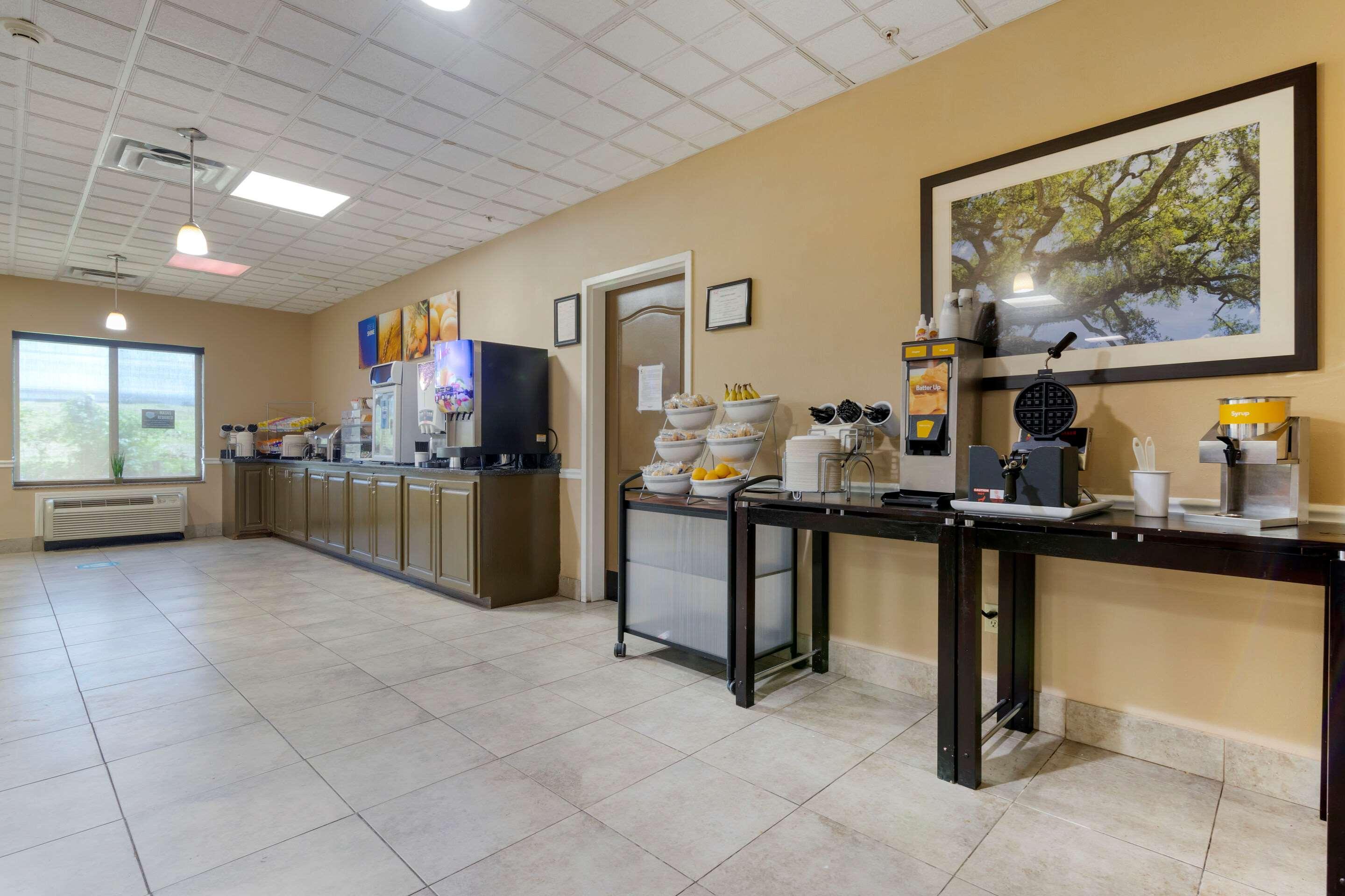 Comfort Suites Savannah North Порт-Вентворт Екстер'єр фото